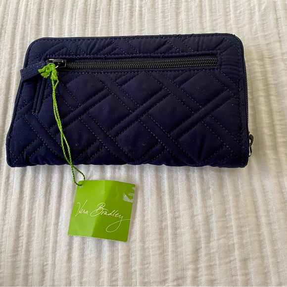 Vera Bradley Quilted Turn Lock Wallet in Classic Navy - Picture 5 of 5